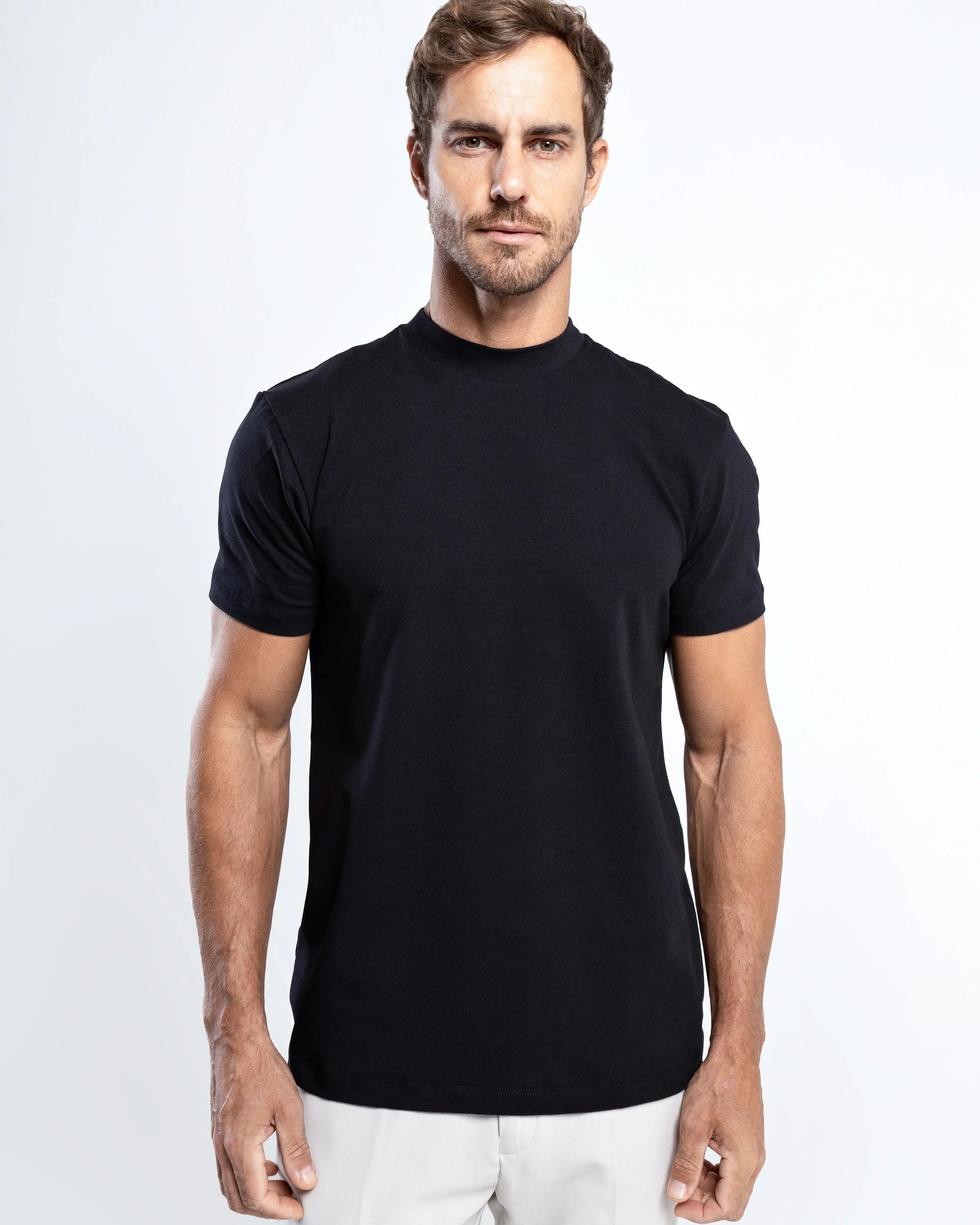 Camiseta Gola Alta Algodão Egípcio - Grant - Preto
